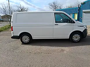 Used 2022 Volkswagen Transporter Startline White - Interior and Exterior details 6