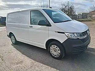 Used 2022 Volkswagen Transporter Startline White - Interior and Exterior details 7