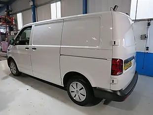 Used 2022 Volkswagen Transporter Startline White - Interior and Exterior details 8