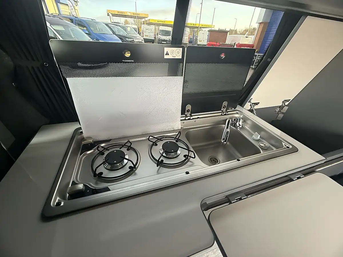 Used 2022 Volkswagen Transporter T28 Highline Grey - Interior and Exterior details 18