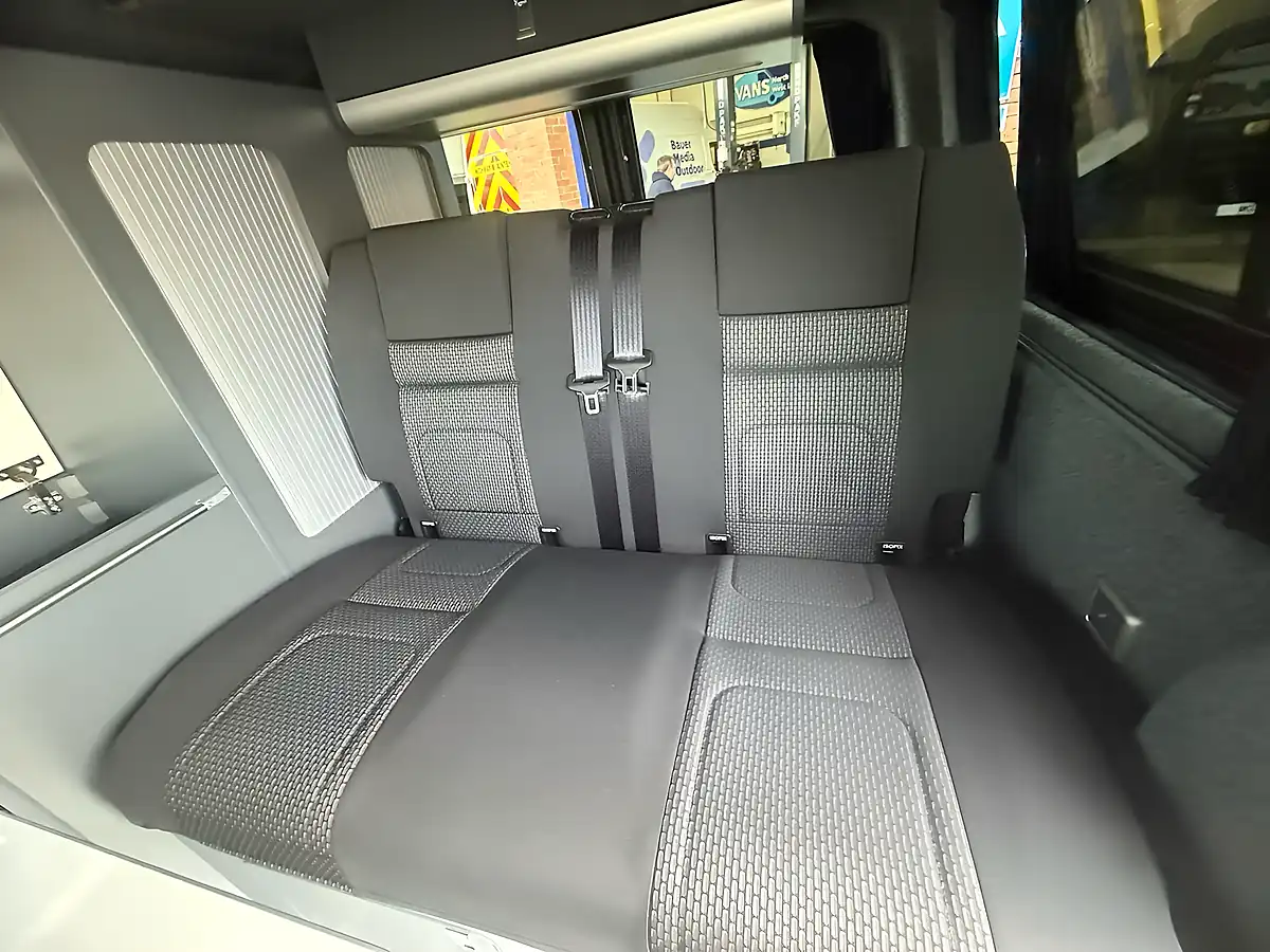 Used 2022 Volkswagen Transporter T28 Highline Grey - Interior and Exterior details 19