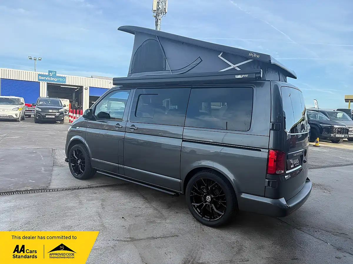 Used 2022 Volkswagen Transporter T28 Highline Grey - Interior and Exterior details 5