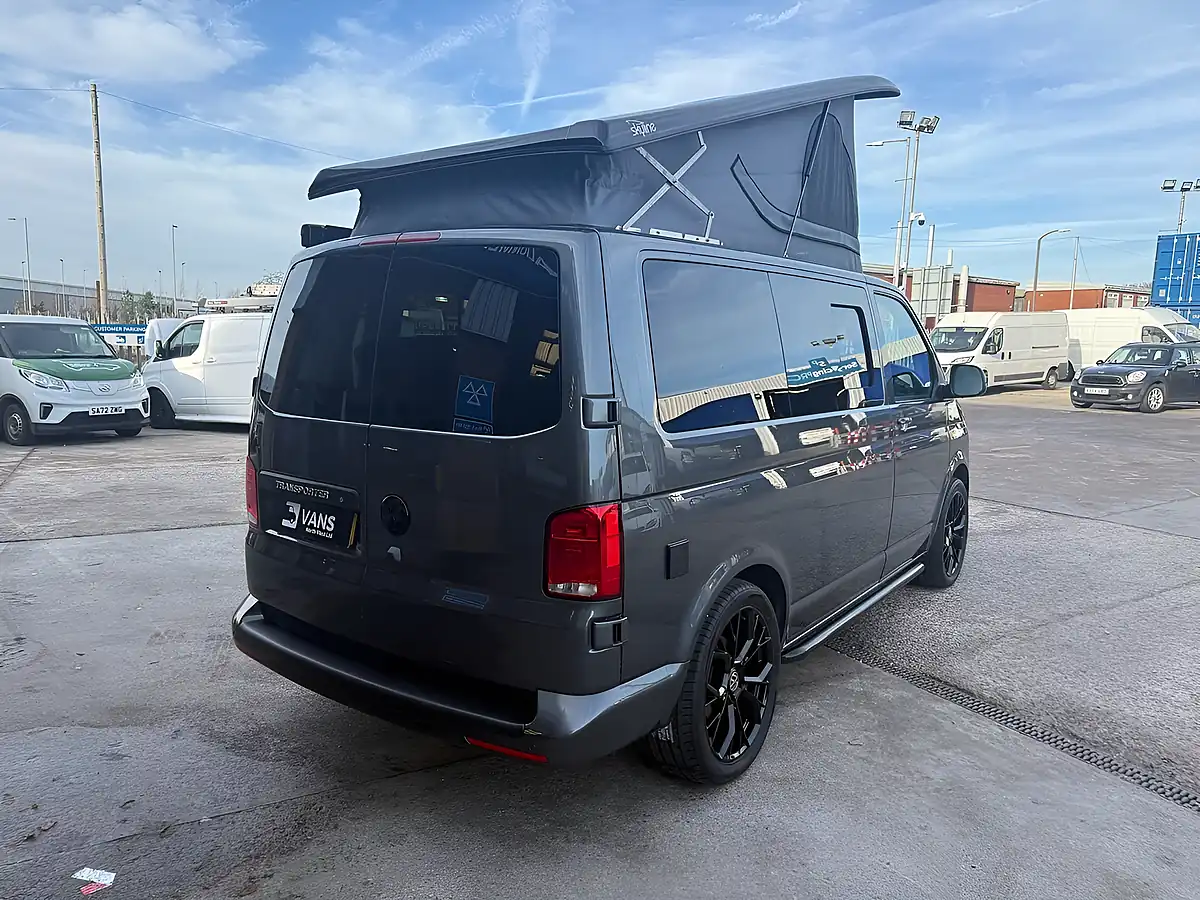 Used 2022 Volkswagen Transporter T28 Highline Grey - Interior and Exterior details 7