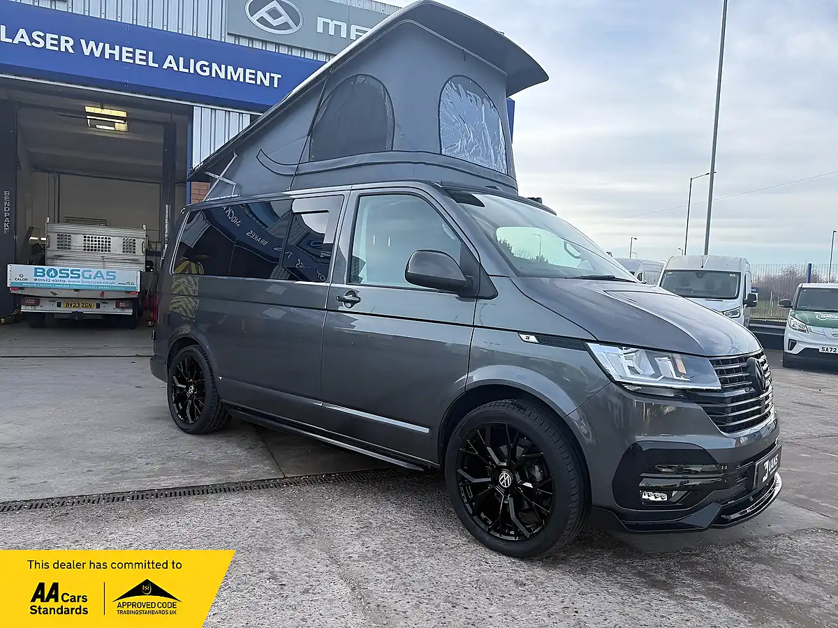 Used 2022 Volkswagen Transporter T28 Highline Grey - Interior and Exterior details 9