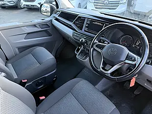 Used 2022 Volkswagen Transporter T30 Highline Blue - Interior and Exterior details 7