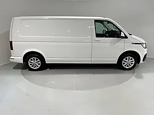 Used 2022 Volkswagen Transporter T30 Highline White - Interior and Exterior details 5