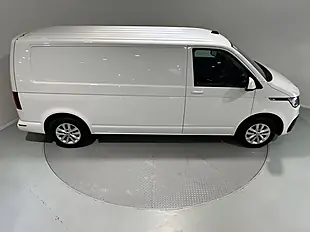 Used 2022 Volkswagen Transporter T30 Highline White - Interior and Exterior details 6