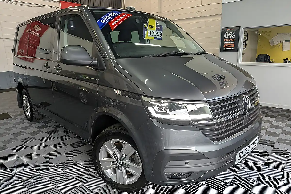 Used 2022 Volkswagen Transporter T32 Highline Kombi Double Cab Grey - Interior and Exterior details 20