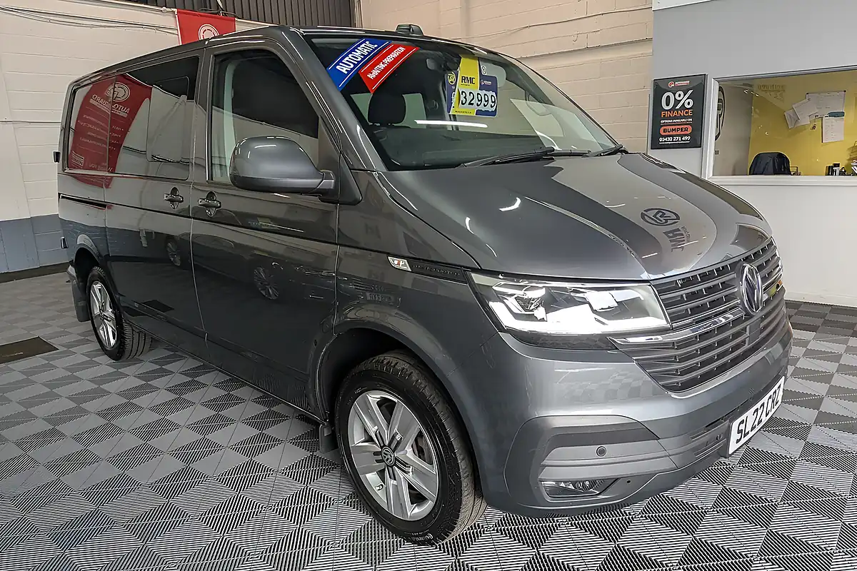 Used 2022 Volkswagen Transporter T32 Highline Kombi Double Cab Grey - Interior and Exterior details 5