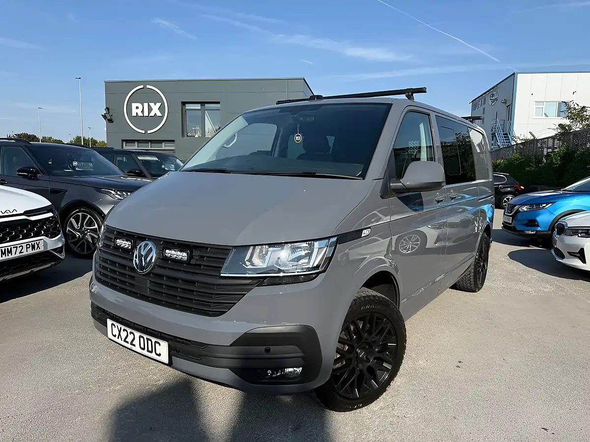 Used 2022 Volkswagen Transporter T32 Highline Kombi Double Cab Nano Grey - Front View