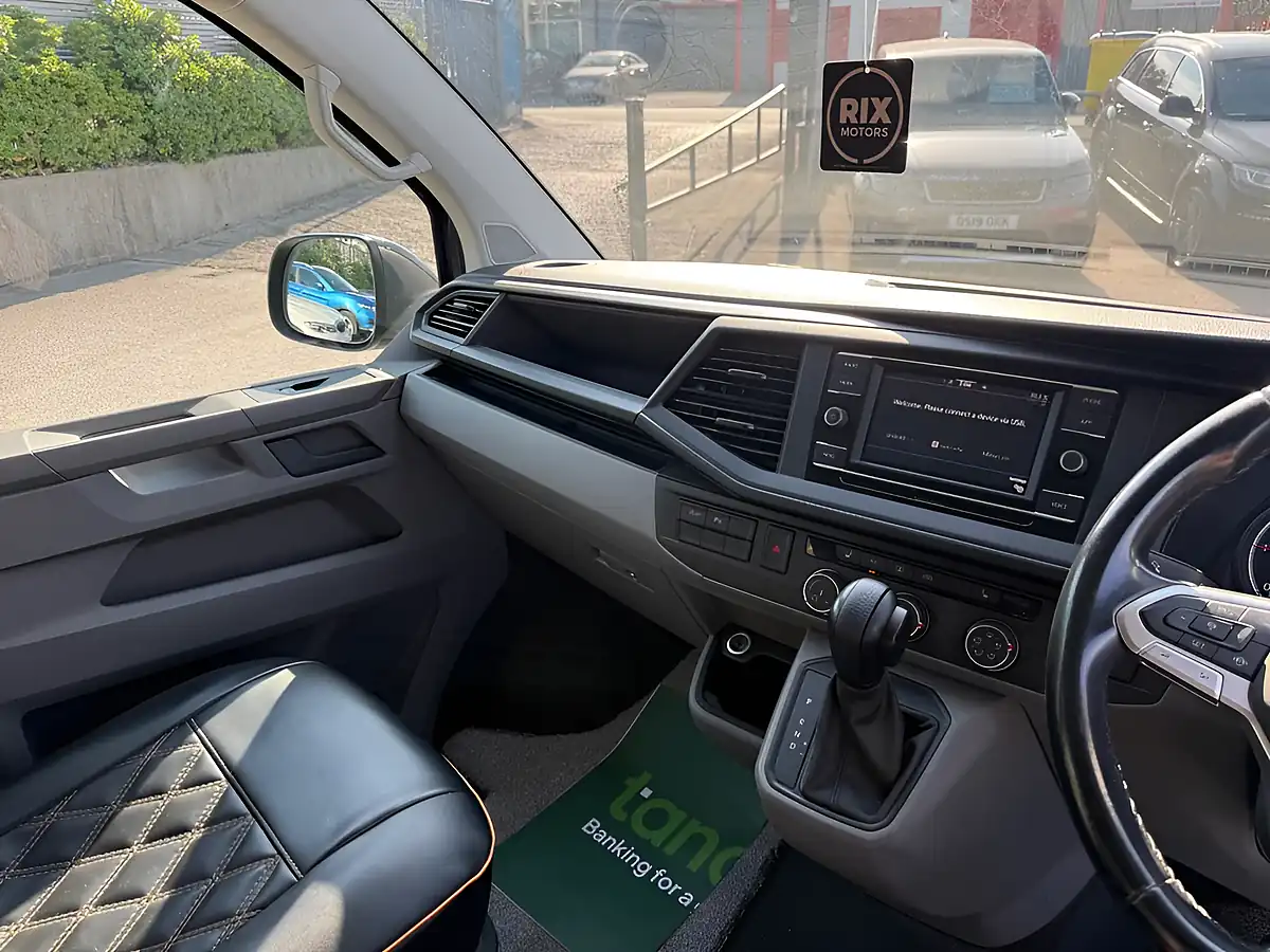 Used 2022 Volkswagen Transporter T32 Highline Kombi Double Cab Nano Grey - Interior and Exterior details 17