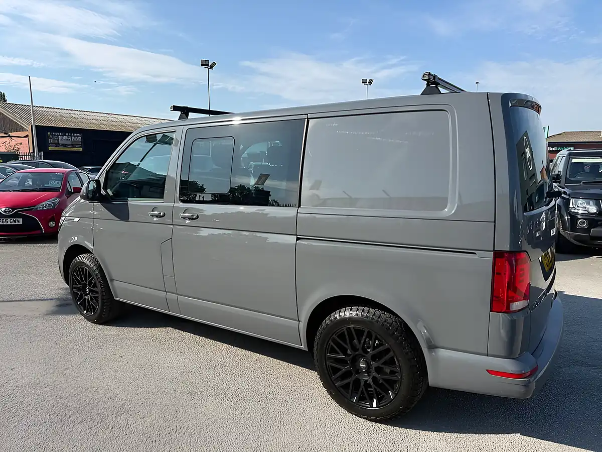 Used 2022 Volkswagen Transporter T32 Highline Kombi Double Cab Nano Grey - Interior and Exterior details 4