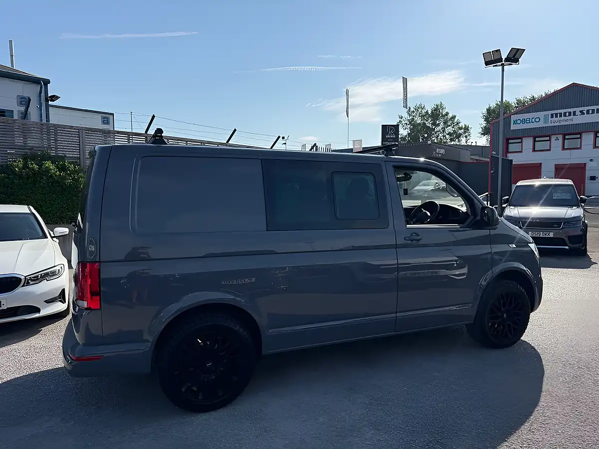 Used 2022 Volkswagen Transporter T32 Highline Kombi Double Cab Nano Grey - Interior and Exterior details 9