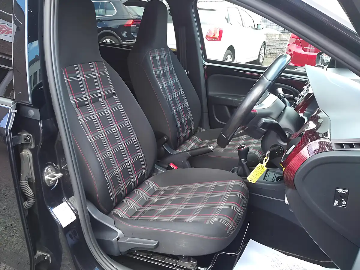 Used 2022 Volkswagen Up! GTI Black - Interior and Exterior details 16