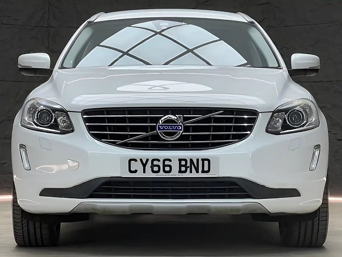 Used 2022 Volvo 100 Series Plus Blue - Interior and Exterior details 9