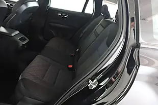 Used 2022 Volvo V60 Momentum Black - Interior and Exterior details 11