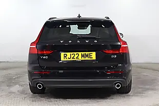 Used 2022 Volvo V60 Momentum Black - Interior and Exterior details 6