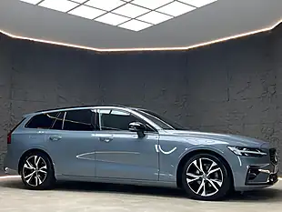 Used 2022 Volvo V60 Plus Thunder Grey - Interior and Exterior details 10