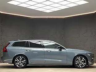 Used 2022 Volvo V60 Plus Thunder Grey - Interior and Exterior details 4