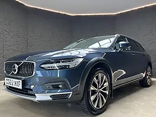 Used 2022 Volvo V90 Cross Country Plus Denim Blue - Interior and Exterior details 4