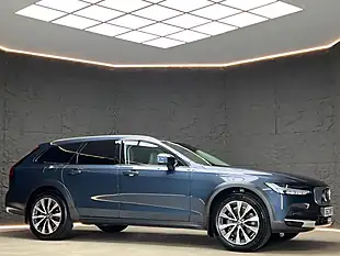 Used 2022 Volvo V90 Cross Country Plus Denim Blue - Interior and Exterior details 8