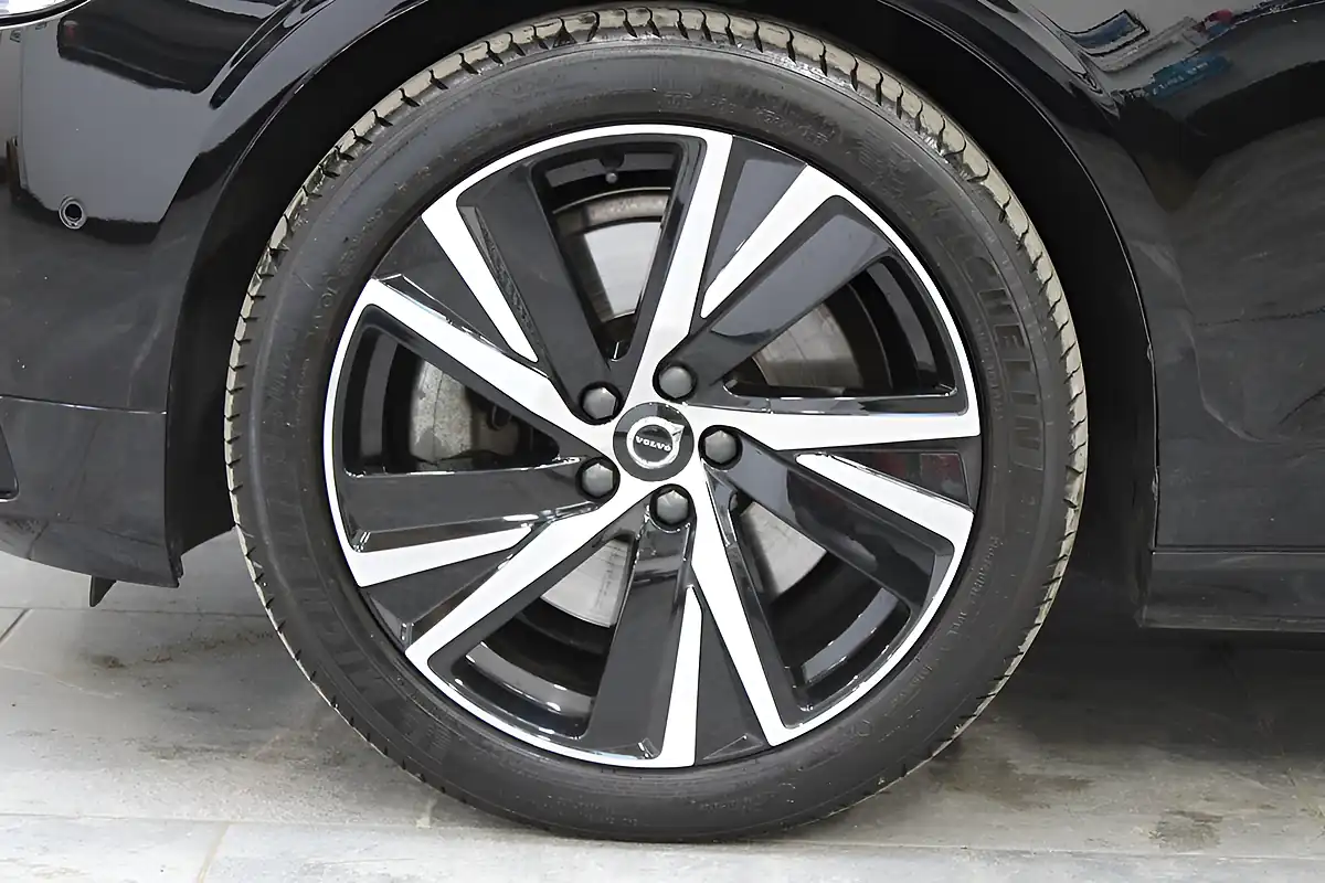 Used 2022 Volvo V90 Plus Black - Interior and Exterior details 13