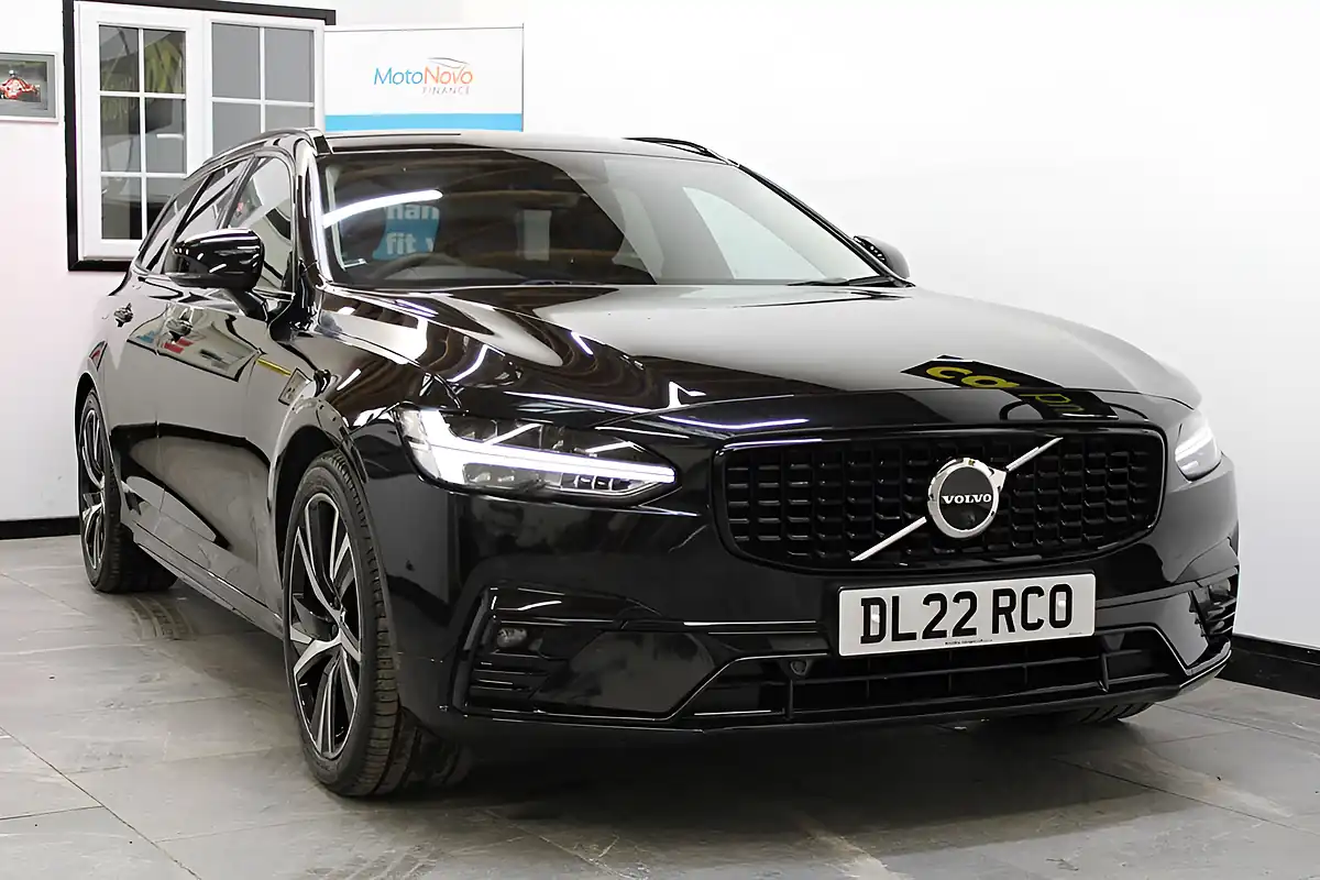 Used 2022 Volvo V90 Plus Black - Interior and Exterior details 7