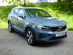 Used 2022 Volvo XC40 Core Grey - Interior and Exterior details 4