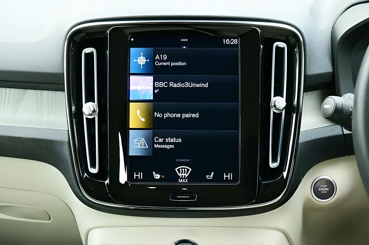 Used 2022 Volvo XC40 Inscription Pro Pebble Grey - Interior and Exterior details 11
