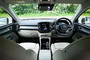 Used 2022 Volvo XC40 Inscription Pro Pebble Grey - Interior and Exterior details 3