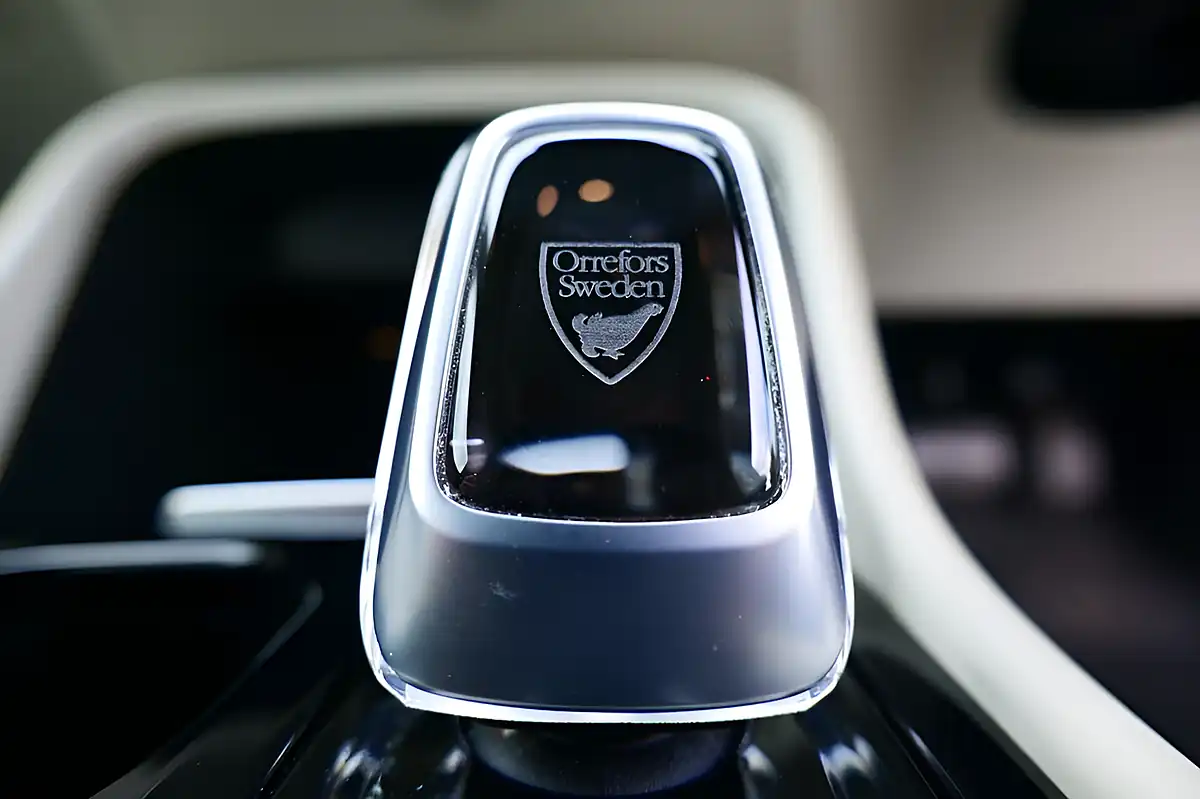 Used 2022 Volvo XC40 Inscription Pro Pebble Grey - Interior and Exterior details 8