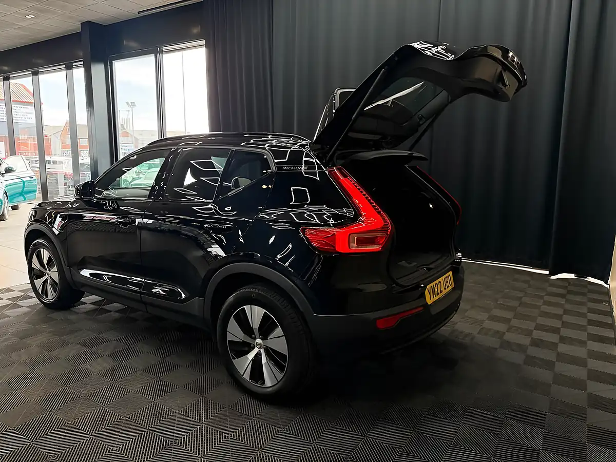 Used 2022 Volvo XC40 Plus Black - Interior and Exterior details 18