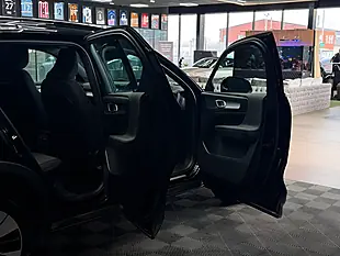 Used 2022 Volvo XC40 Plus Black - Interior and Exterior details 19