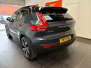 Used 2022 Volvo XC40 R-Design Pro Blue - Interior and Exterior details 8