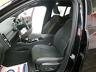 Used 2022 Volvo XC40 Ultimate Black - Interior and Exterior details 14