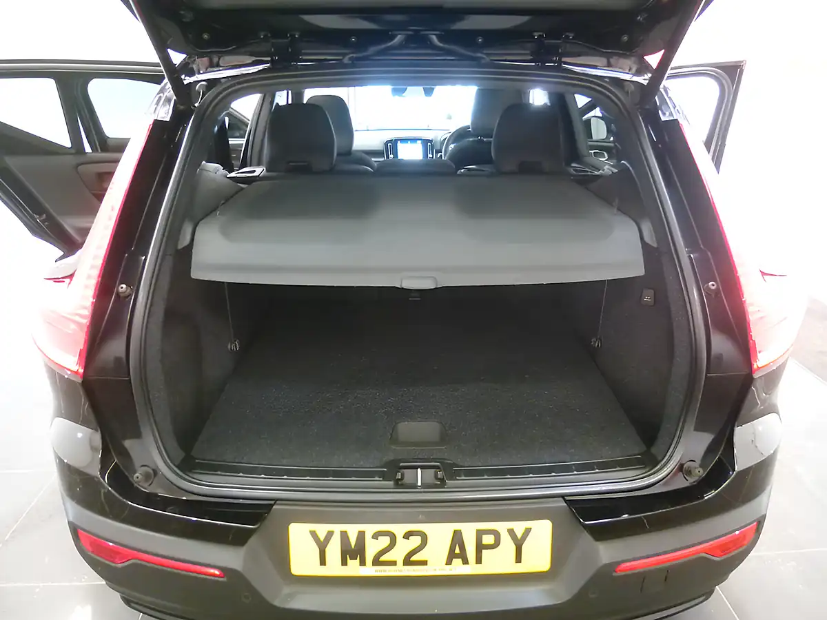 Used 2022 Volvo XC40 Ultimate Black - Interior and Exterior details 17