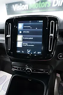Used 2022 Volvo XC40 Ultimate Dark Blue - Interior and Exterior details 16