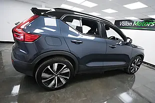 Used 2022 Volvo XC40 Ultimate Dark Blue - Interior and Exterior details 2