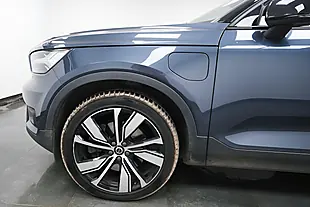 Used 2022 Volvo XC40 Ultimate Dark Blue - Interior and Exterior details 4