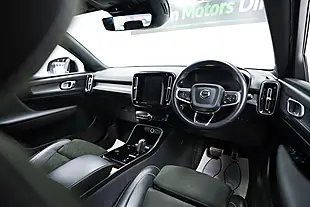 Used 2022 Volvo XC40 Ultimate Dark Blue - Interior and Exterior details 6
