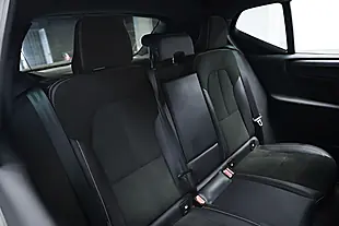 Used 2022 Volvo XC40 Ultimate Dark Blue - Interior and Exterior details 9