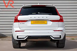 Used 2022 Volvo XC60 R-Design Pro Crystal White - Interior and Exterior details 12