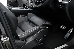 Used 2022 Volvo XC60 R-Design Pro Grey - Interior and Exterior details 17