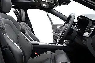 Used 2022 Volvo XC60 R-Design Pro Grey - Interior and Exterior details 18