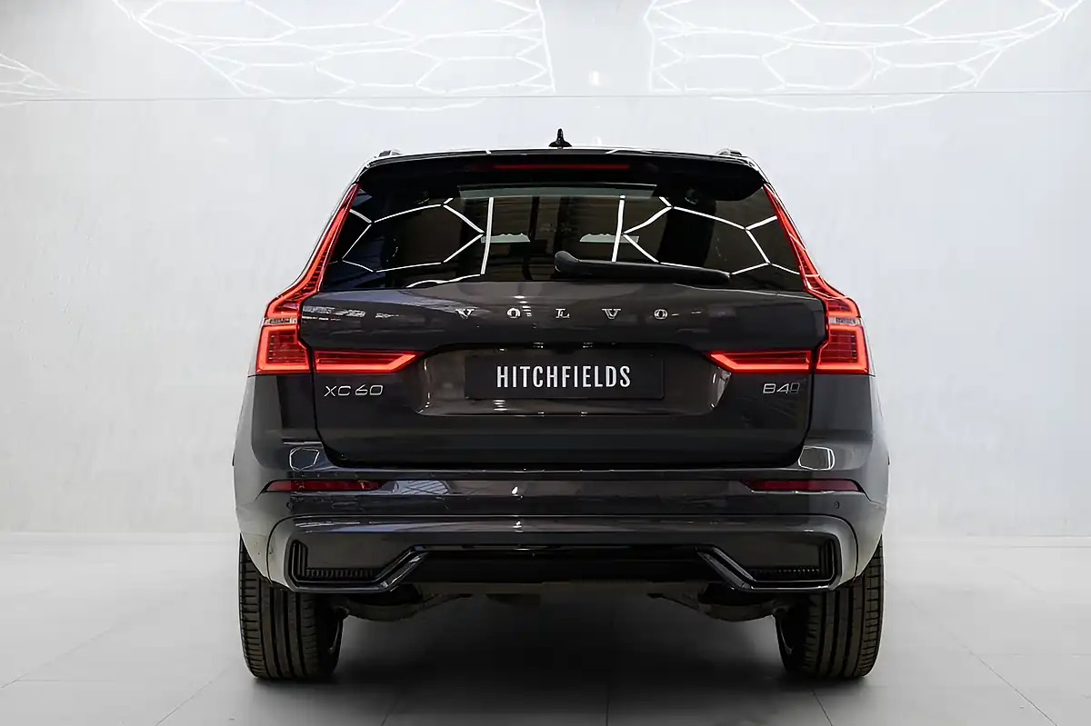 Used 2022 Volvo XC60 R-Design Pro Grey - Interior and Exterior details 6