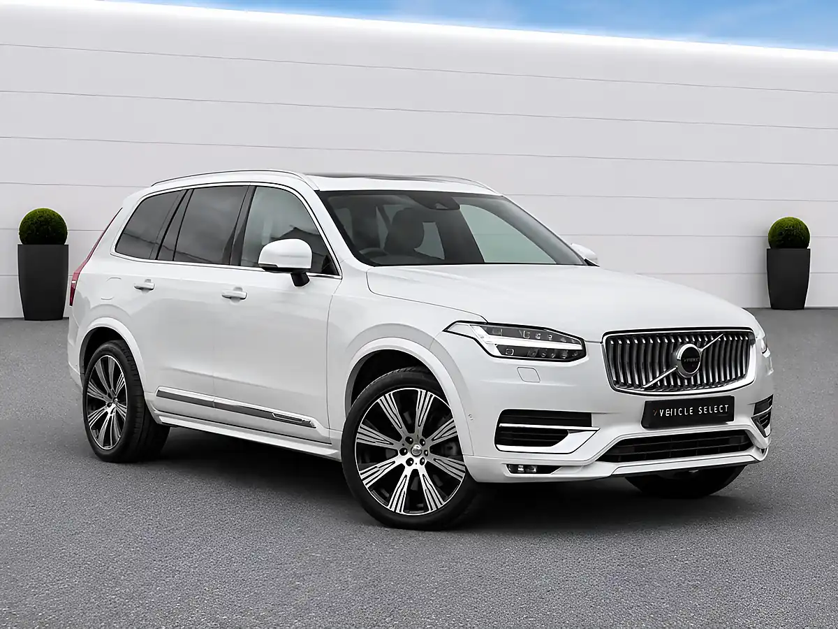Used 2022 Volvo Xc90 Inscription Pro Ice White Metallic - Front View