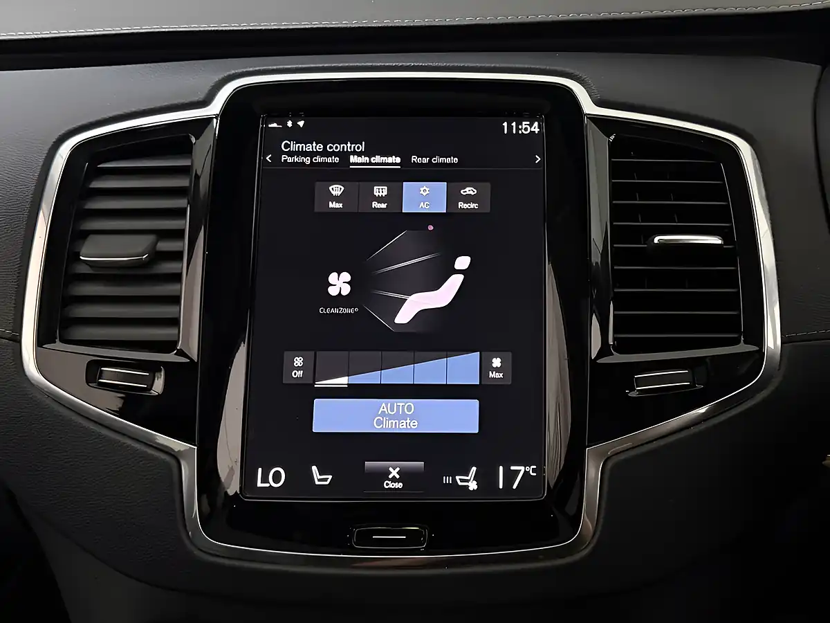 Used 2022 Volvo Xc90 Inscription Pro Ice White Metallic - Interior and Exterior details 14