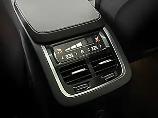 Used 2022 Volvo Xc90 Inscription Pro Ice White Metallic - Interior and Exterior details 18