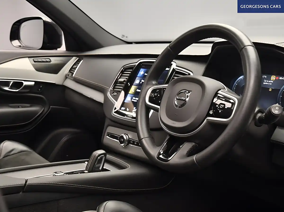 Used 2022 Volvo XC90 R-Design Black - Interior and Exterior details 10