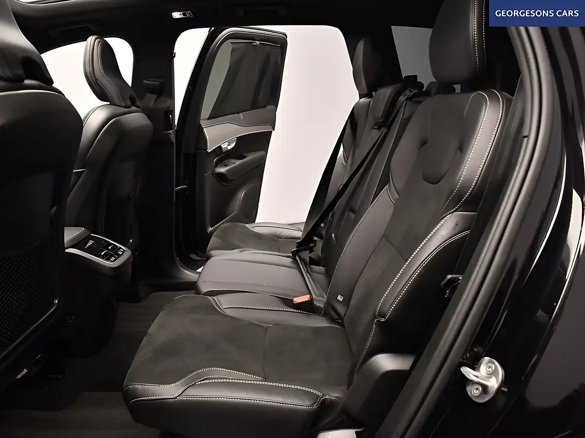 Used 2022 Volvo XC90 R-Design Black - Interior and Exterior details 12